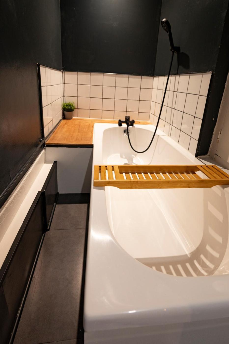 Apartment Spacieux Et Elegant Avec Jardin *